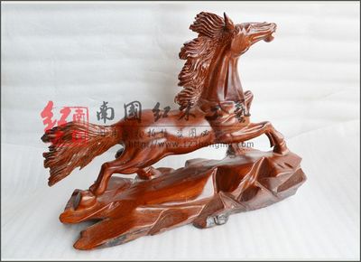马根雕,整木雕刻马摆件,越南马的工艺品批发 随形雕刻马摆设