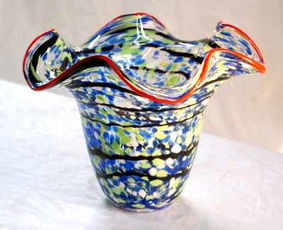 时尚琉璃工艺品 点亮现代家居的简约创意